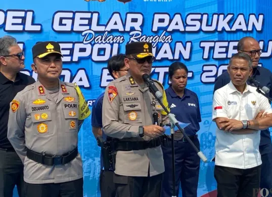 Wakil Asisten Utama Kapolri Bidang Operasi (Waastamaops) Irjen Laksana, saat memberikan keterangan di Lapangan Presisi Ditlantas Polda Metro Jaya, Jakarta Selatan, Senin, 21 September 2026. (Sumber: Pos Kota/ Ali Mansur)