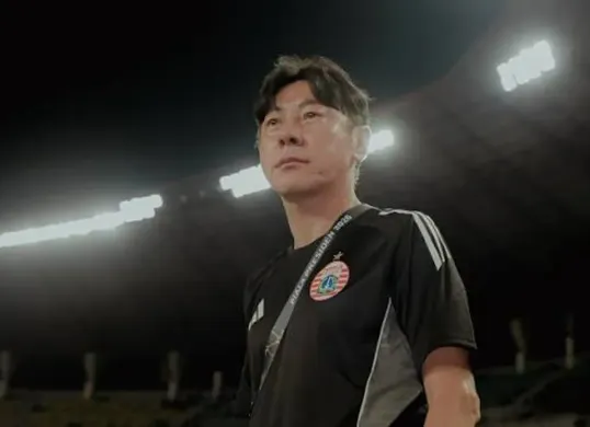 Persija Jakarta memberikan dukungan kepada Shin Tae-yong setelah video dugaan ucapan tentang status pendatang beredar di media sosial. (Sumber: Persija)