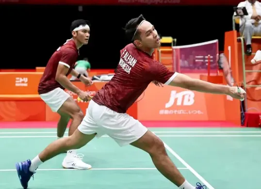 Fajar Alfian/Muhammad Shohibul Fikri memenangkan laga melawan tim Malaysia pada babak perempat final Asian Games 2026. (Sumber: Instagram/@badminton.ina)