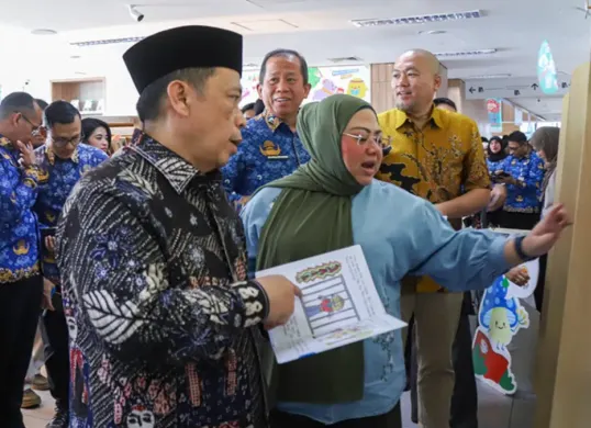 Wakil Ketua DPRD DKI Jakarta Rany Mauliani saat meninjau kawasan Taman Ismail Marzuki (TIM), Jakarta Pusat, Senin, 21 September 2026. (Sumber: Istimewa)