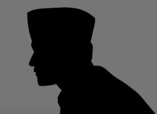 Pimpinan Ponpes Abul Barokat Lombok Tengah, TGH AIS bantah lakukan kekerasan seksual terhadap para santri. (Sumber: Pinterest/iam iam._)