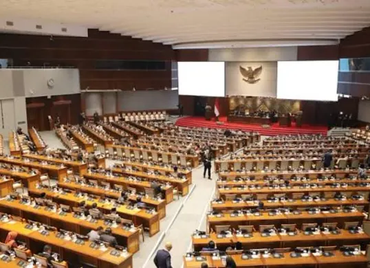 Rapat Paripurna DPR RI membahas pengesahan RUU APBN Tahun Anggaran 2027 di Kompleks Parlemen, Senayan, Jakarta. (Sumber: DPR RI)