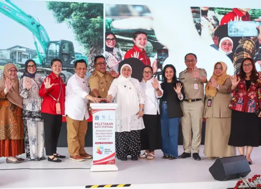 Peletakan batu pertama pembangunan SDN Kebayoran Lama Selatan 09 dan 11 di Jakarta, Selasa, 29 September 2026. (Sumber: DDJP)
