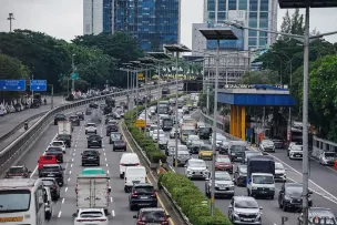Sistem ganjil genap Jakarta kembali diterapkan pada hari ini, Jumat, 2 Januari 2026. (Sumber: Poskota/Bilal Nugraha Ginanjar)