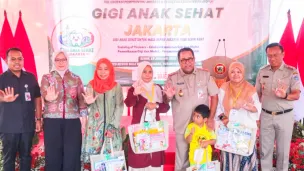 Wakil Gubernur Jakarta Rano Karno saat meluncurkan Program Gigi Anak Sehat (GAS) Kecamatan Pasar Rebo, Jakarta Timur, pada Senin, 19 Januari 2026. (Sumber: Kominfotik Pemprov Jakarta)