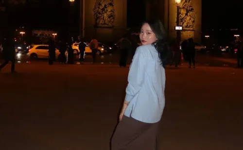 Putri dari mantan Gubernur Jawa Barat Ridwan Kamil dan Atalia Praratya, Camilia Laetitia Azzahra, yang akrab disapa Zara . (Sumber: Instagram/@camilliazr)