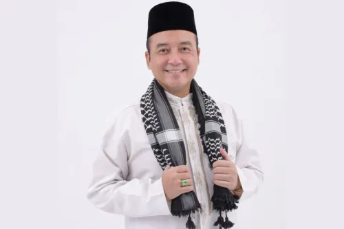 Kang Erwin, Wakil Wali Kota Bandung yang jadi tersangka pemerasan. (Sumber: Facebook)