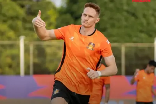 Potret Stjepan Plazonja yang dirumorkan masuk dalam radar transfer Persija Jakarta musim depan. (Sumber: Instagram/@mediapersija)